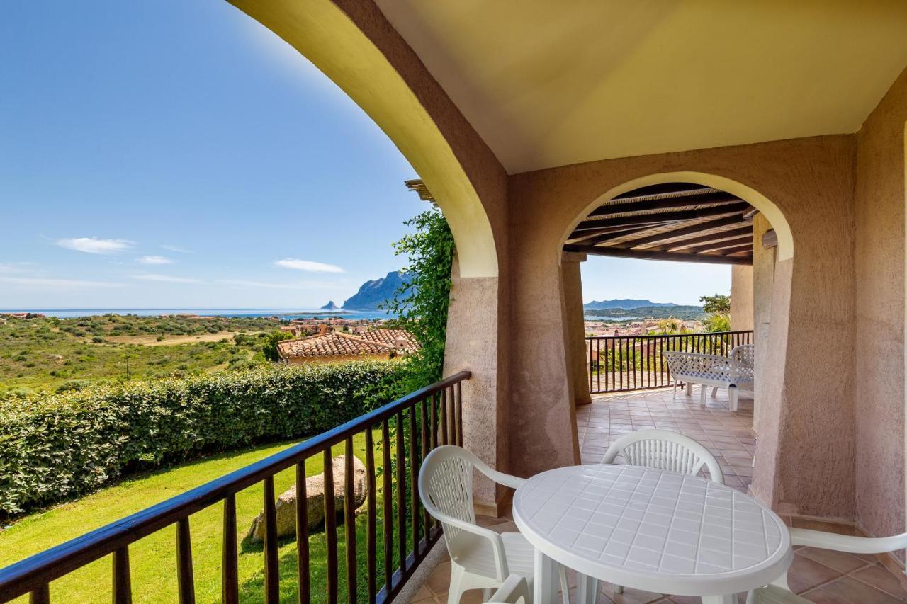 Vista Village Loiri Porto San Paolo Eksteriør billede